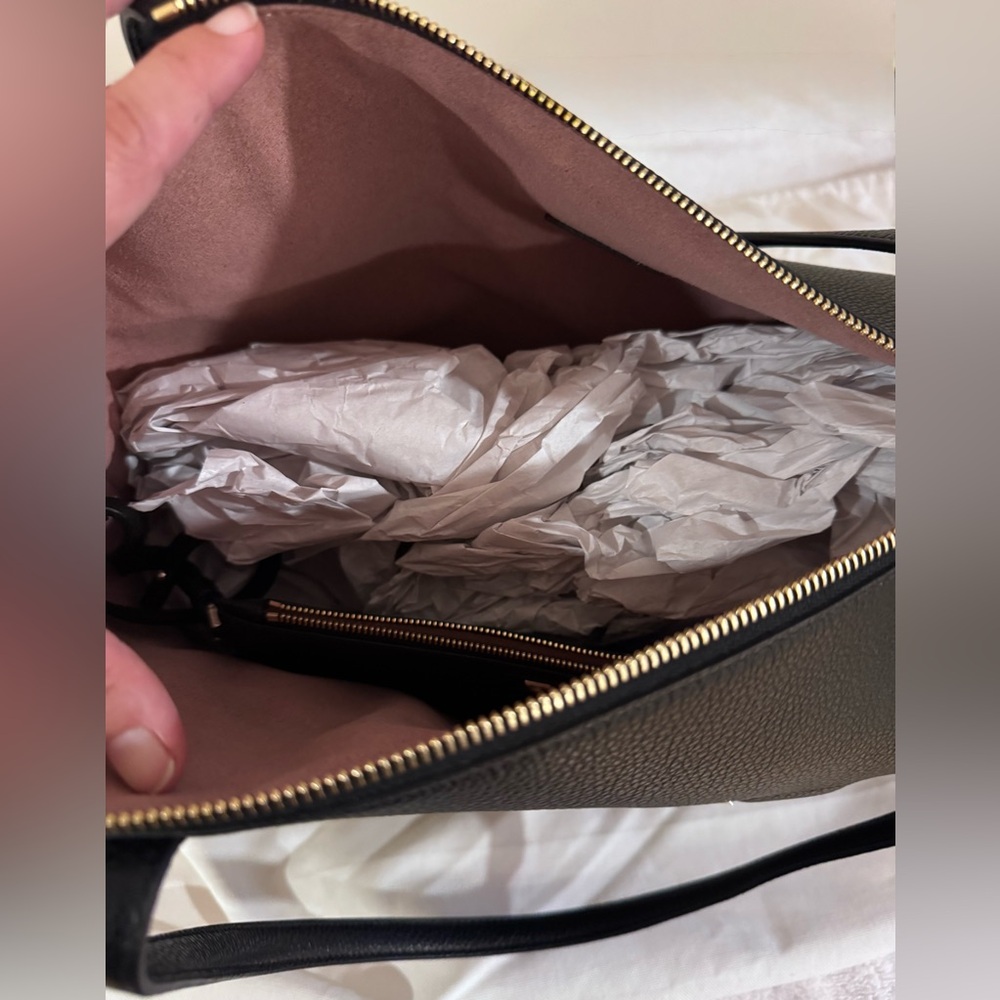Salvatore Ferragamo Black Leather Tote Bag NEW WITH TAGS! Gorgeous bag!!! SOLD - Picture 6 of 16